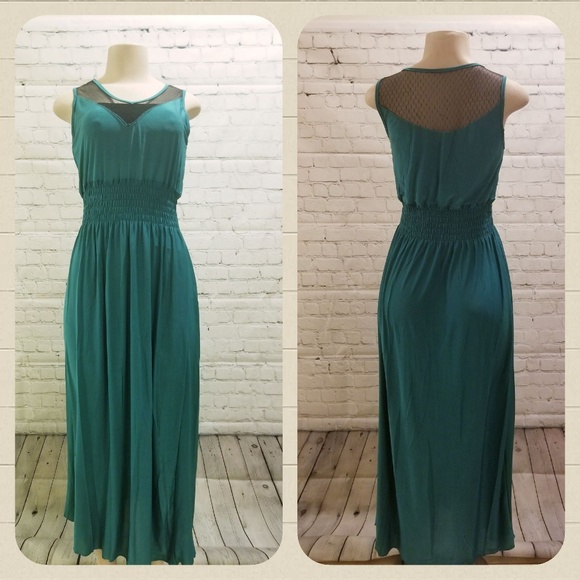 Dresses & Skirts - Green sundress